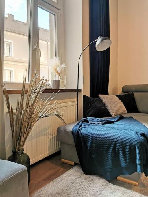 Apartament Przy Rynku Еленя-Гура Экстерьер фото