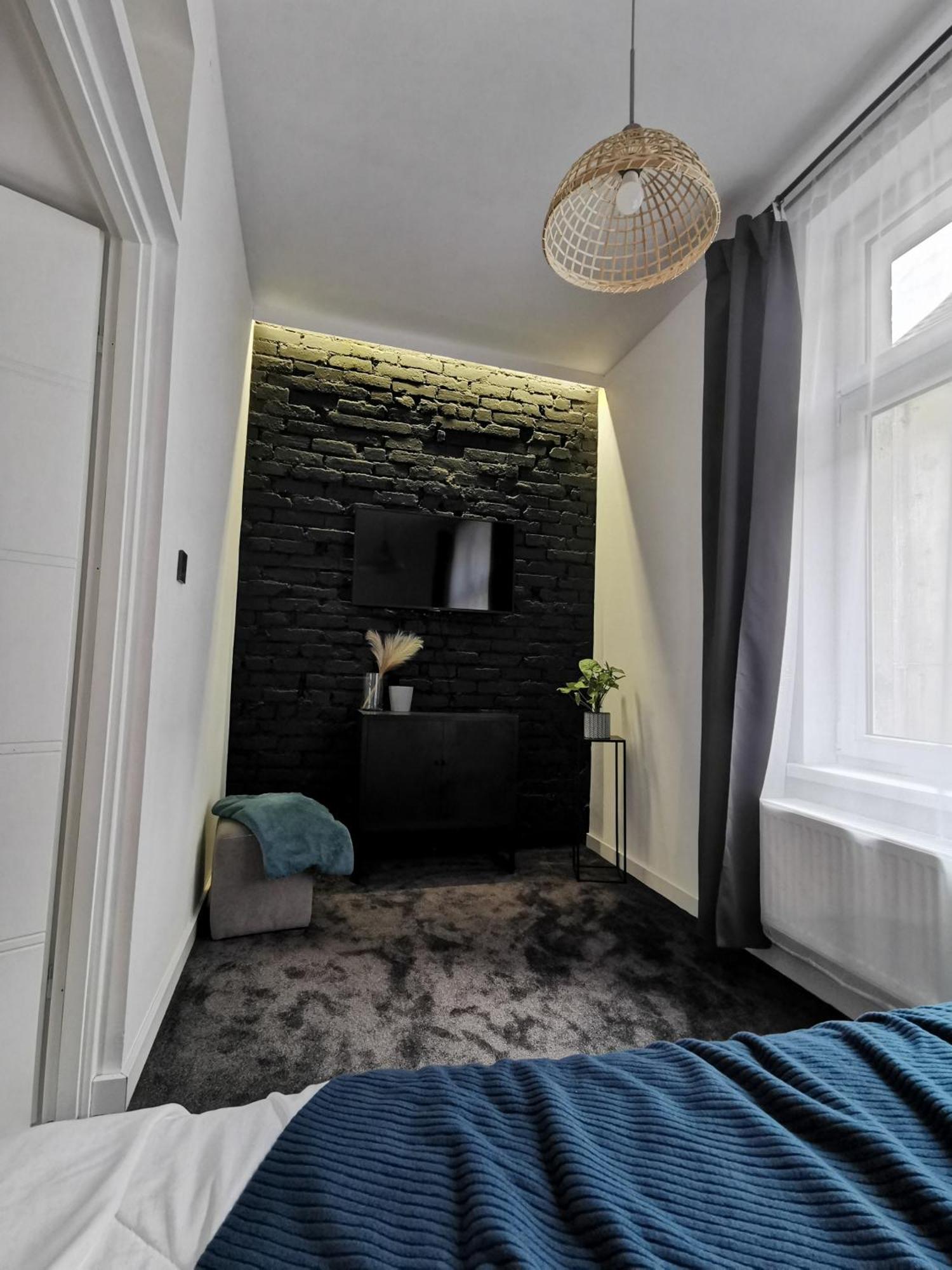 Apartament Przy Rynku Еленя-Гура Экстерьер фото